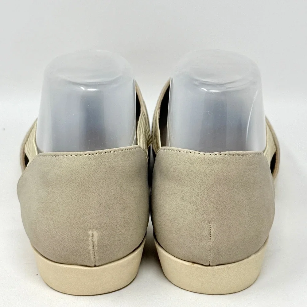 Comfortview Zoe Taupe Perforated Shoes Women 8.5 WW Wide Width Hipster Preppy
